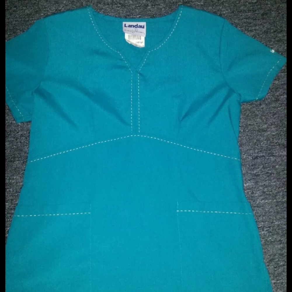 Landau Scrub Top
